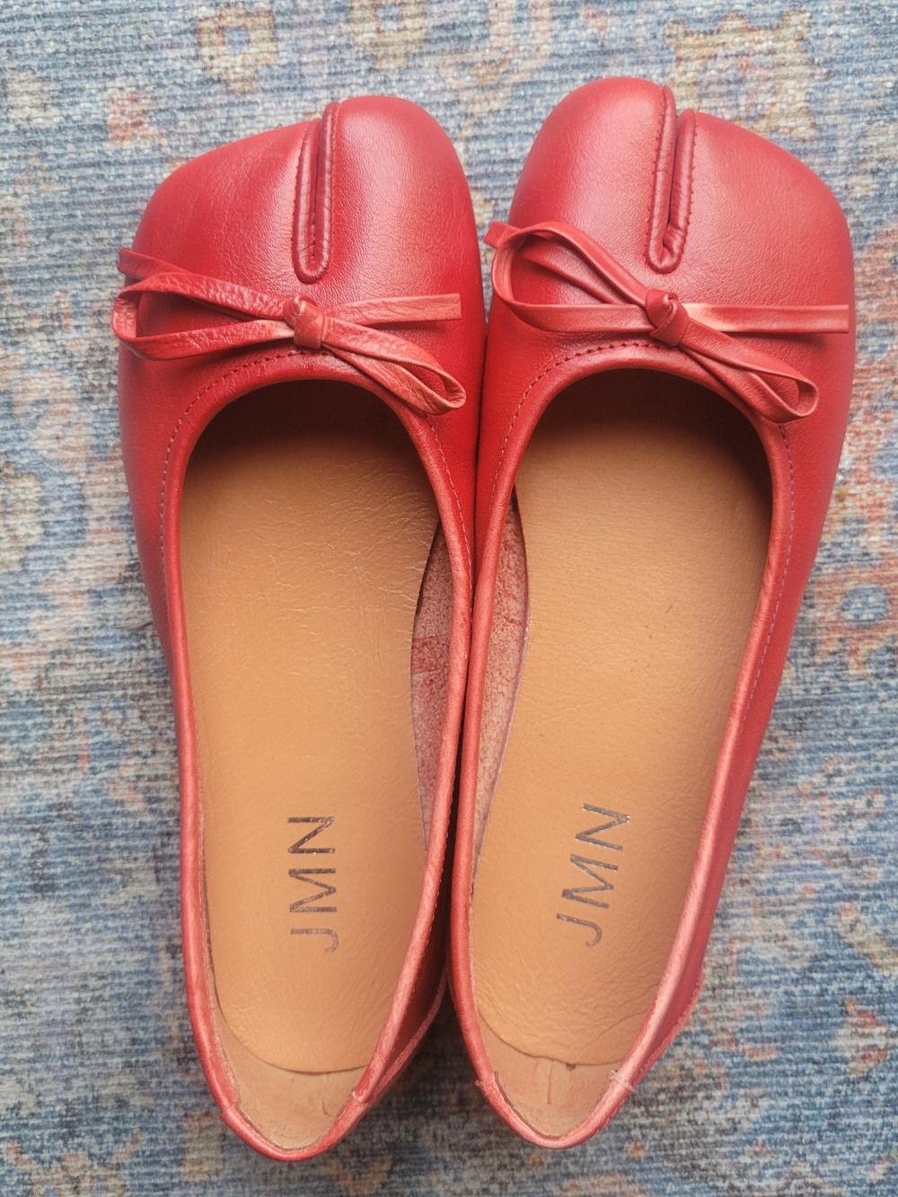 Red Leather Tabi Ballet Flats with Bow